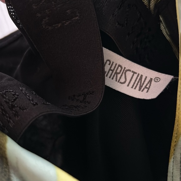 3-1 piece swimsuits, one new with tags , 2 used . - Picture 6 of 8